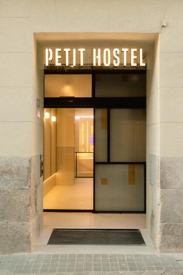 Petit Hostel Palacio Real Madrid Kültér fotó