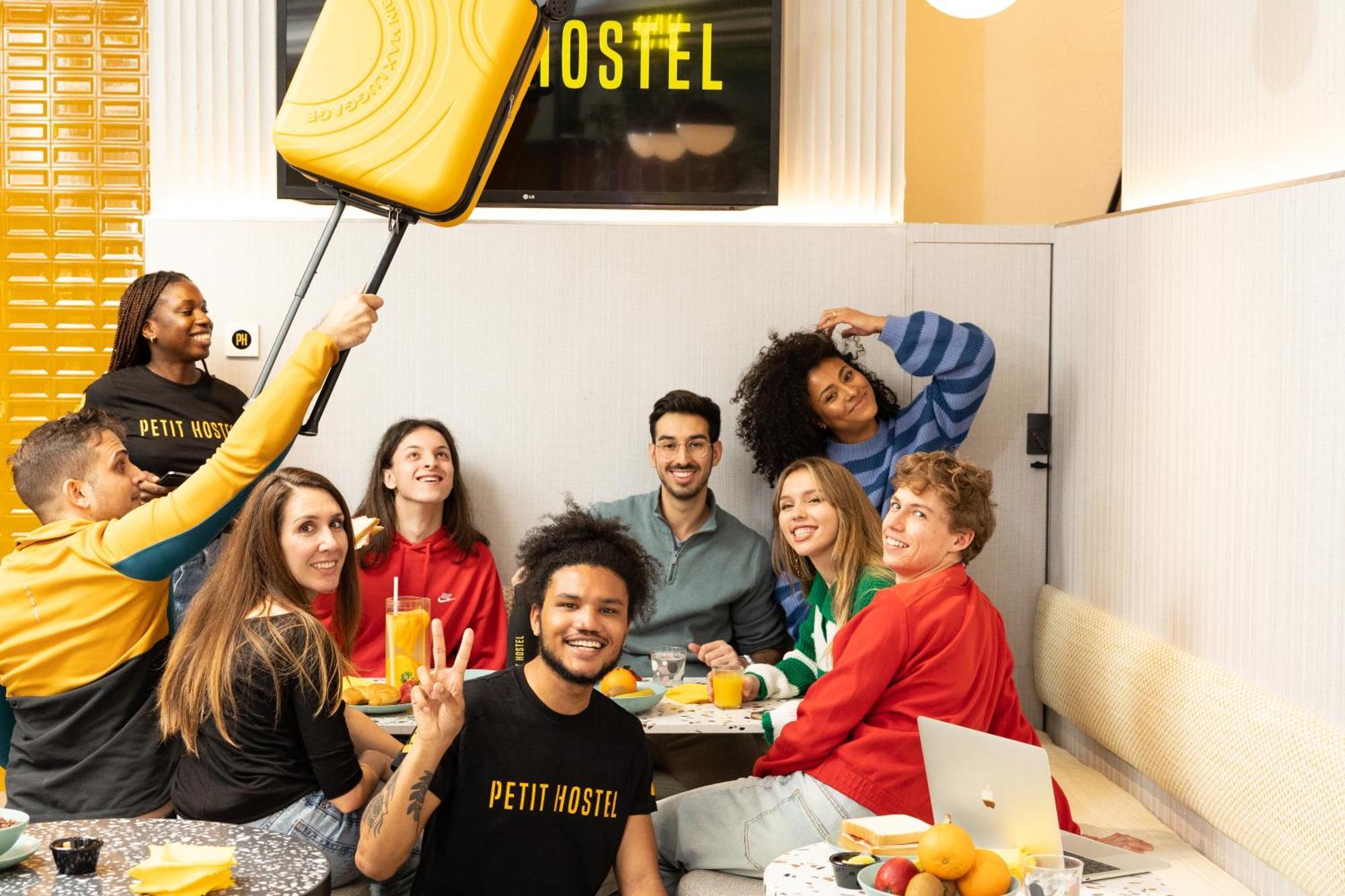 Petit Hostel Palacio Real Madrid Kültér fotó